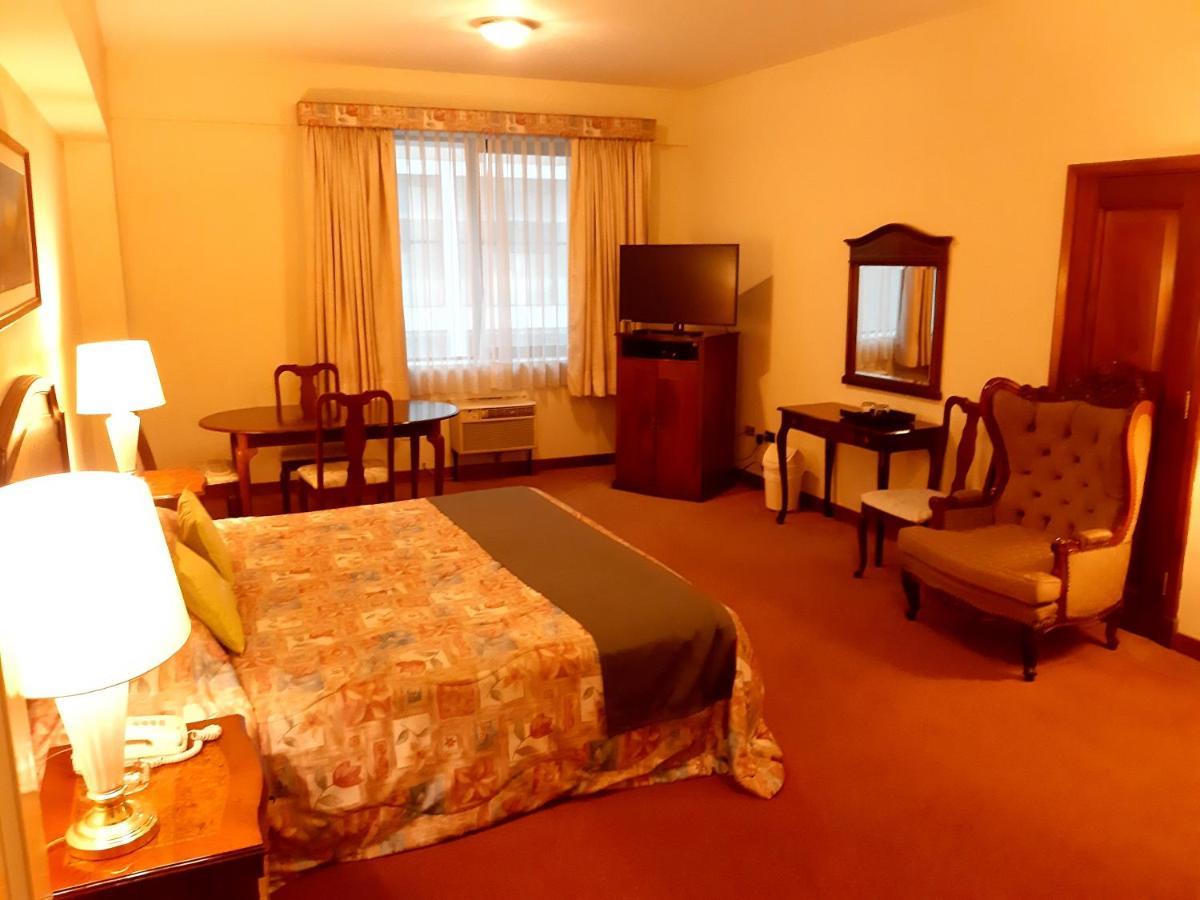 Hotel Maury リマ エクステリア 写真
