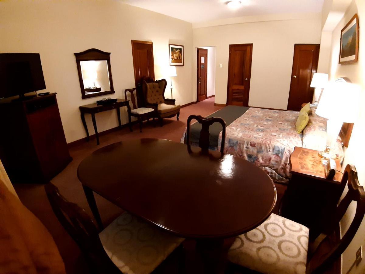 Hotel Maury リマ エクステリア 写真